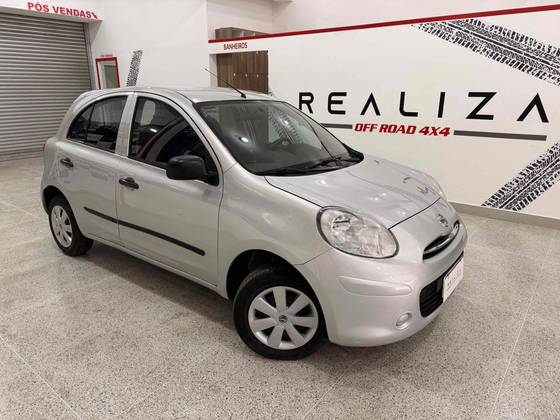 NISSAN MARCH 1.0 16V FLEX 4P MANUAL NISSAN MARCH 1.0 16V FLEX 4P MANUAL